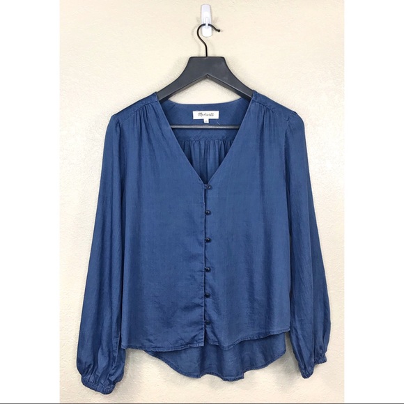 Madewell Tops - Madewell Indigo V-Neck Button-down Shirt